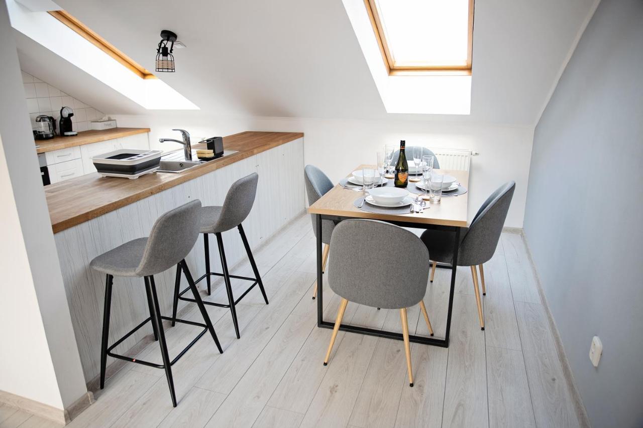 Cozy Modern Apartment In The Old Town - Hlavna Street Kosice Exterior photo